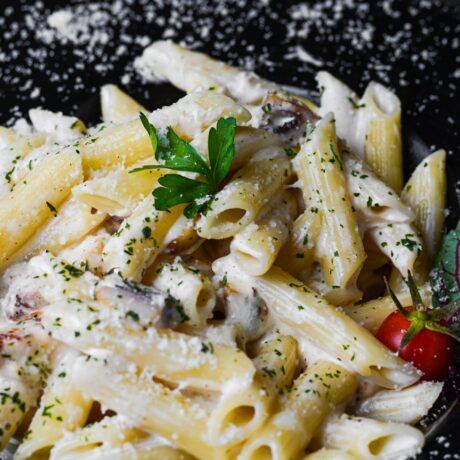 Penne with Chicken and Pesto